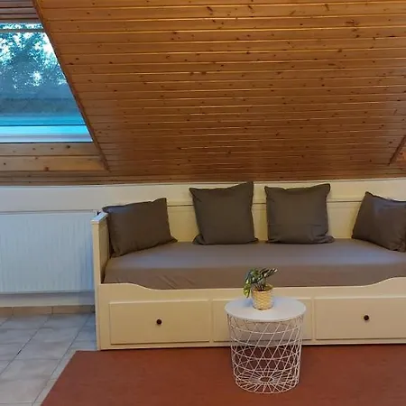 Tolle Dachgeschosswohnung Im Herzen Des Odenwaldes Apartment *