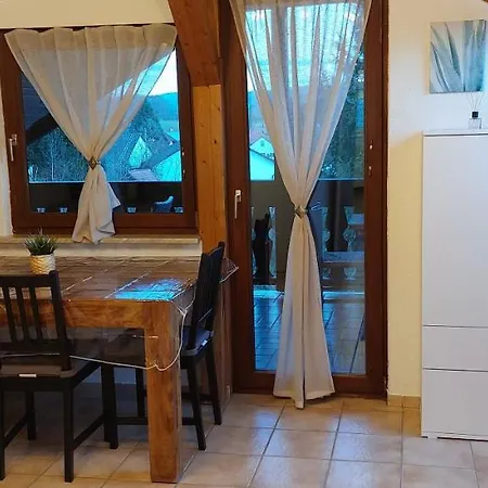 Tolle Dachgeschosswohnung Im Herzen Des Odenwaldes *